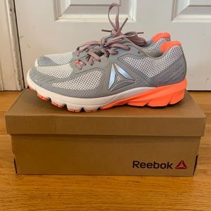 Reebok OSR women’s Harmony Road size 9